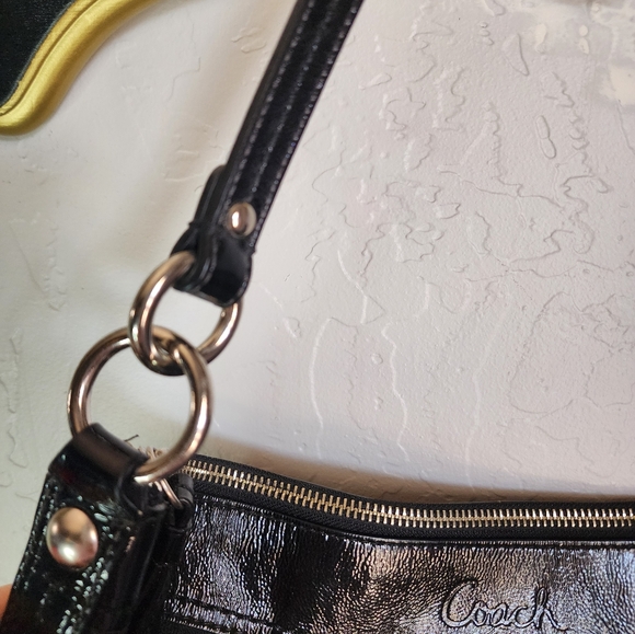 Vintage Coach Black Signature Canvas Shoulder Bag Purse - Picture 7 of 12